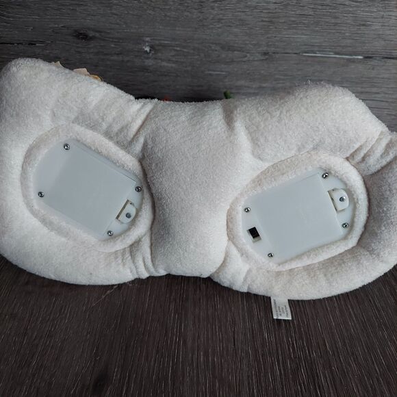 Hallmark Jingle Pals "We Wish You A Merry Christmas" Mr & Mrs Snowman - Picture 4 of 7